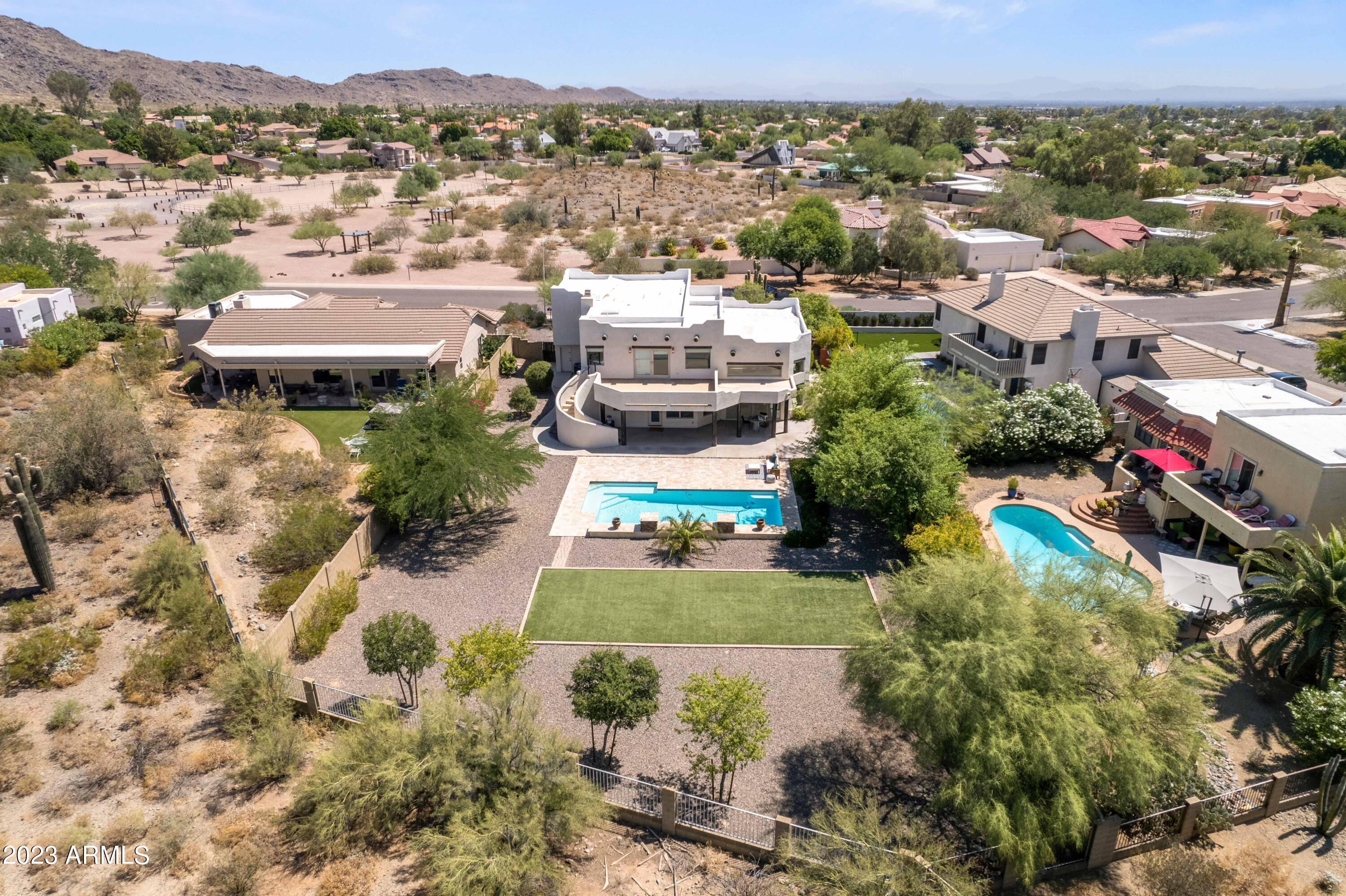 3611 E AHWATUKEE Drive