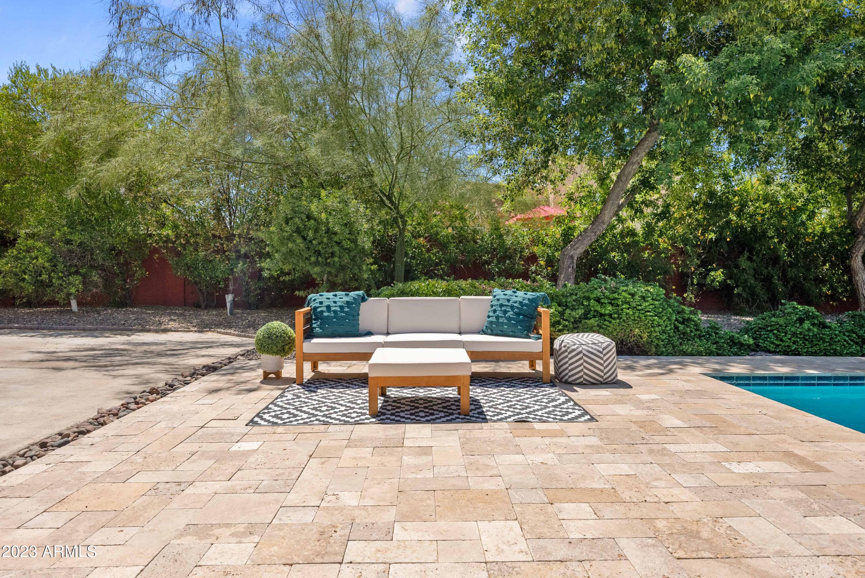 3611 E AHWATUKEE Drive
