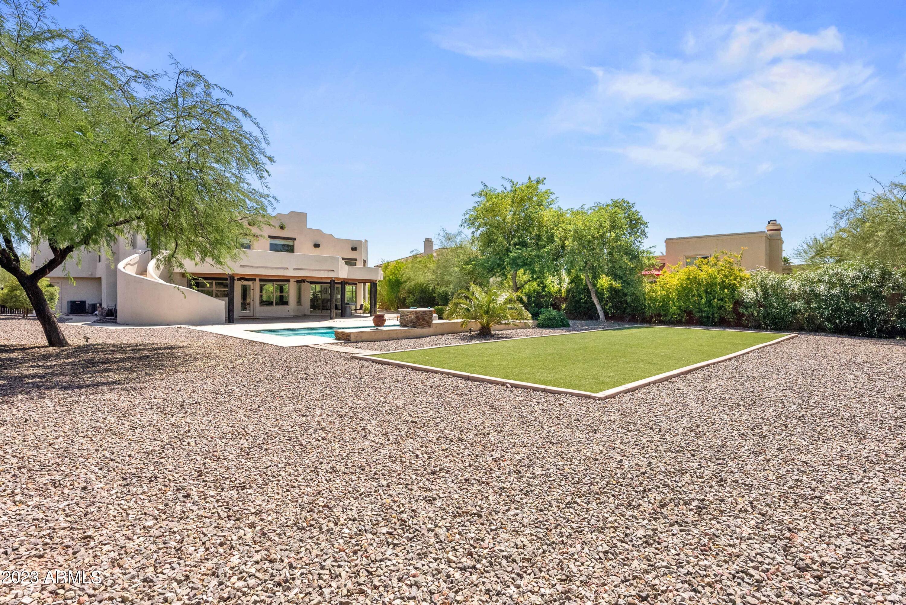 3611 E AHWATUKEE Drive