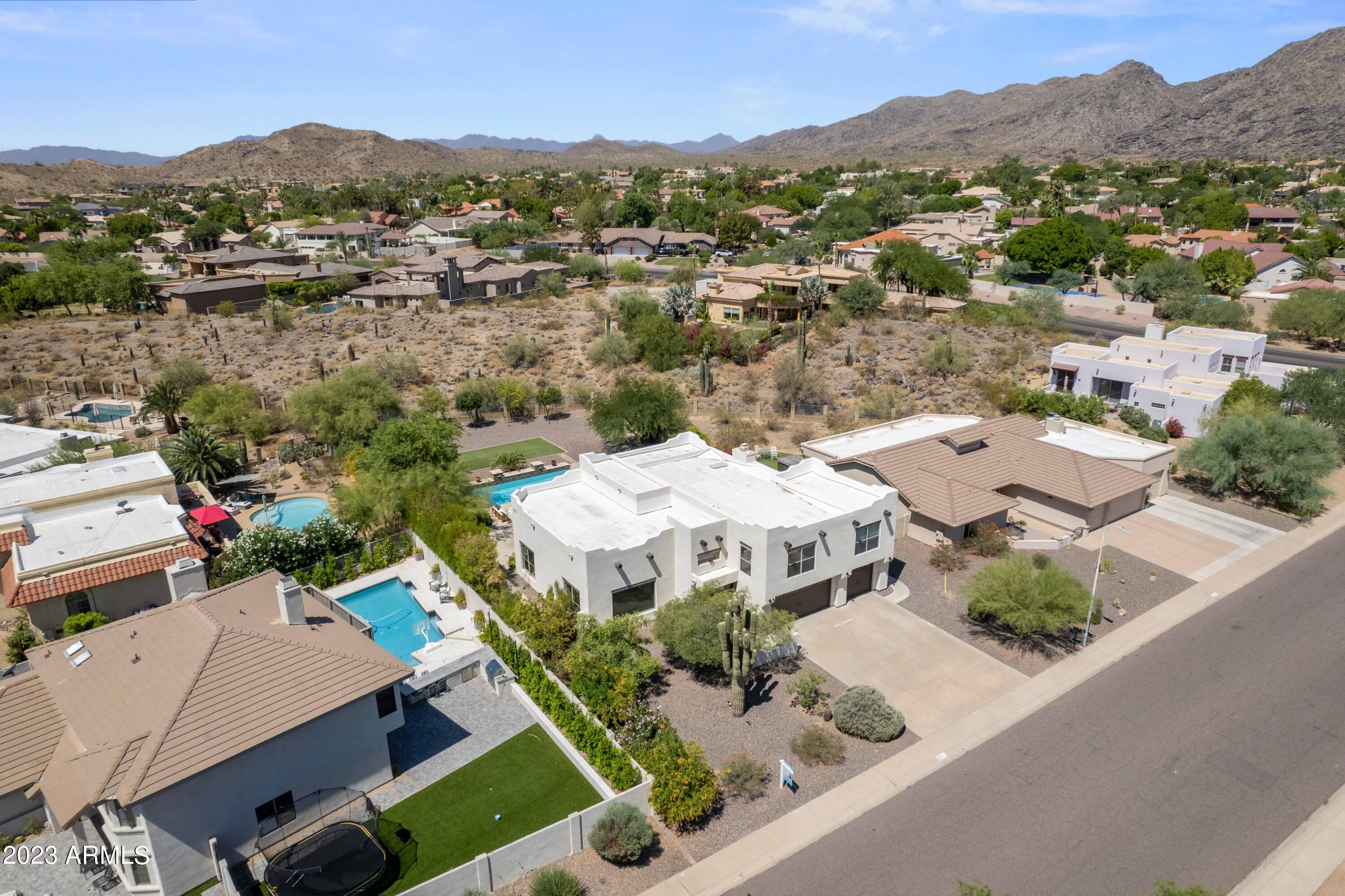 3611 E AHWATUKEE Drive