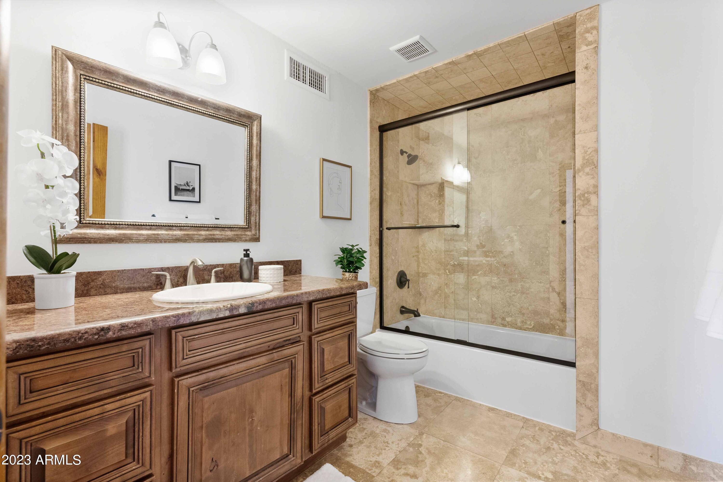 3611 E AHWATUKEE Drive