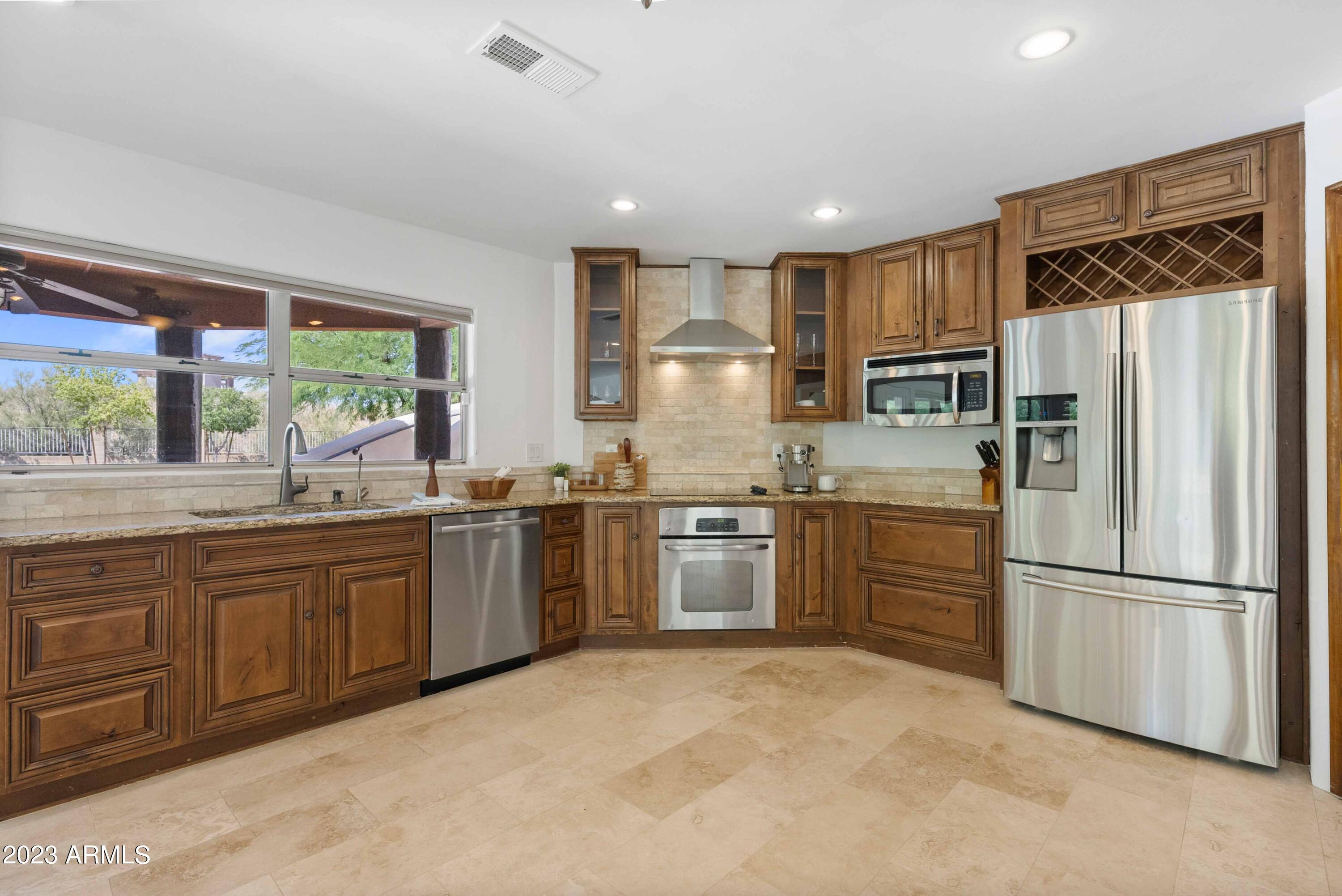 3611 E AHWATUKEE Drive
