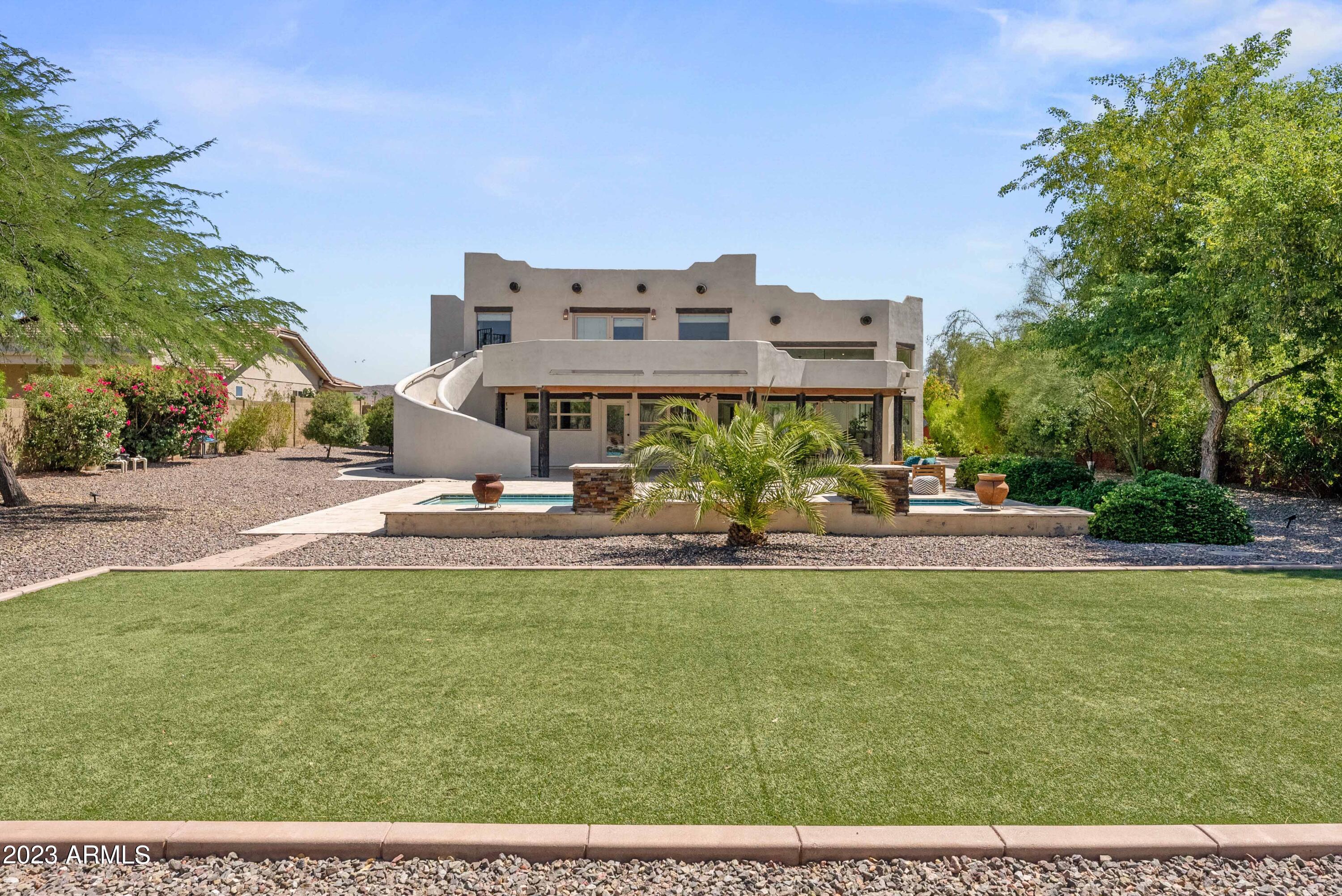3611 E AHWATUKEE Drive