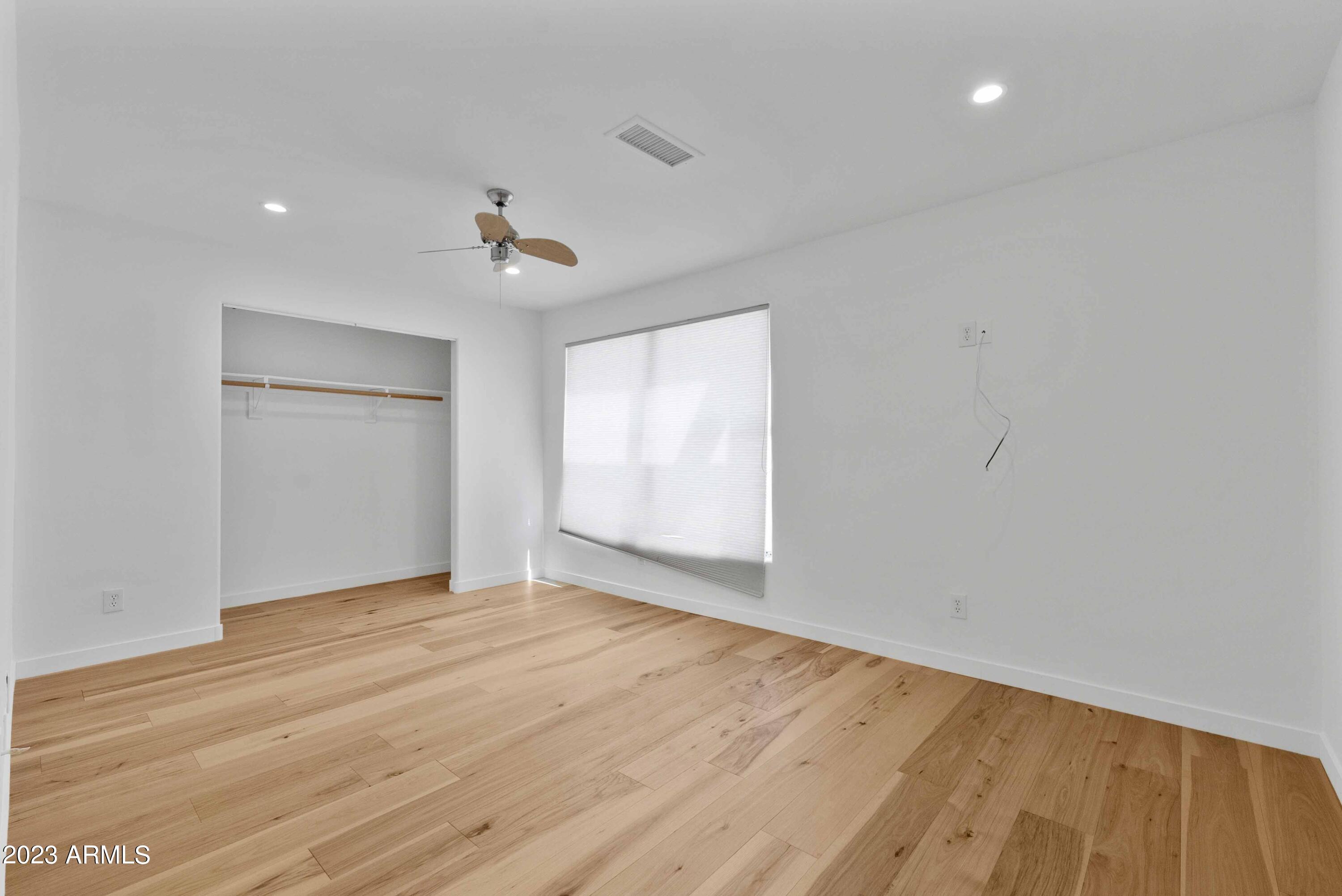 3611 E AHWATUKEE Drive