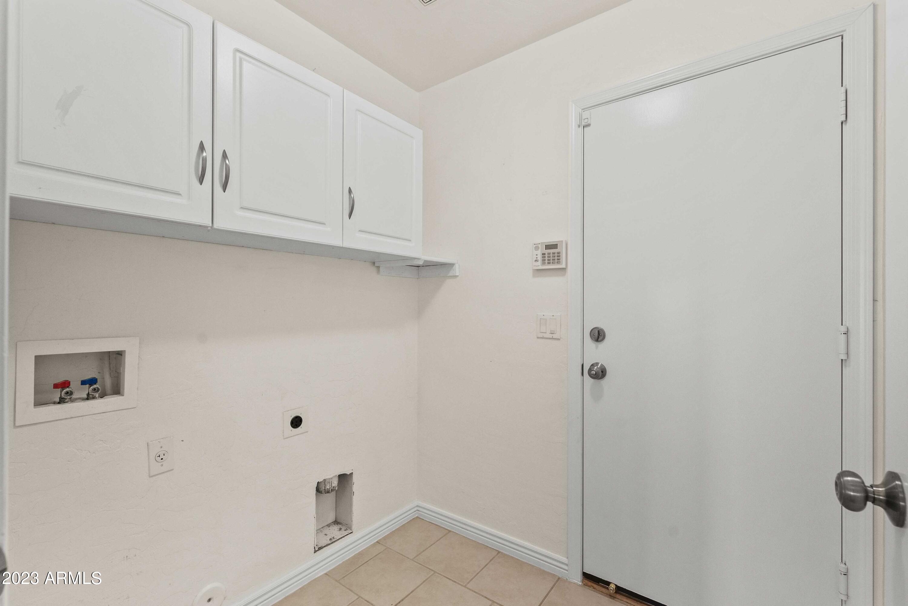 3566 E Sebastian Lane