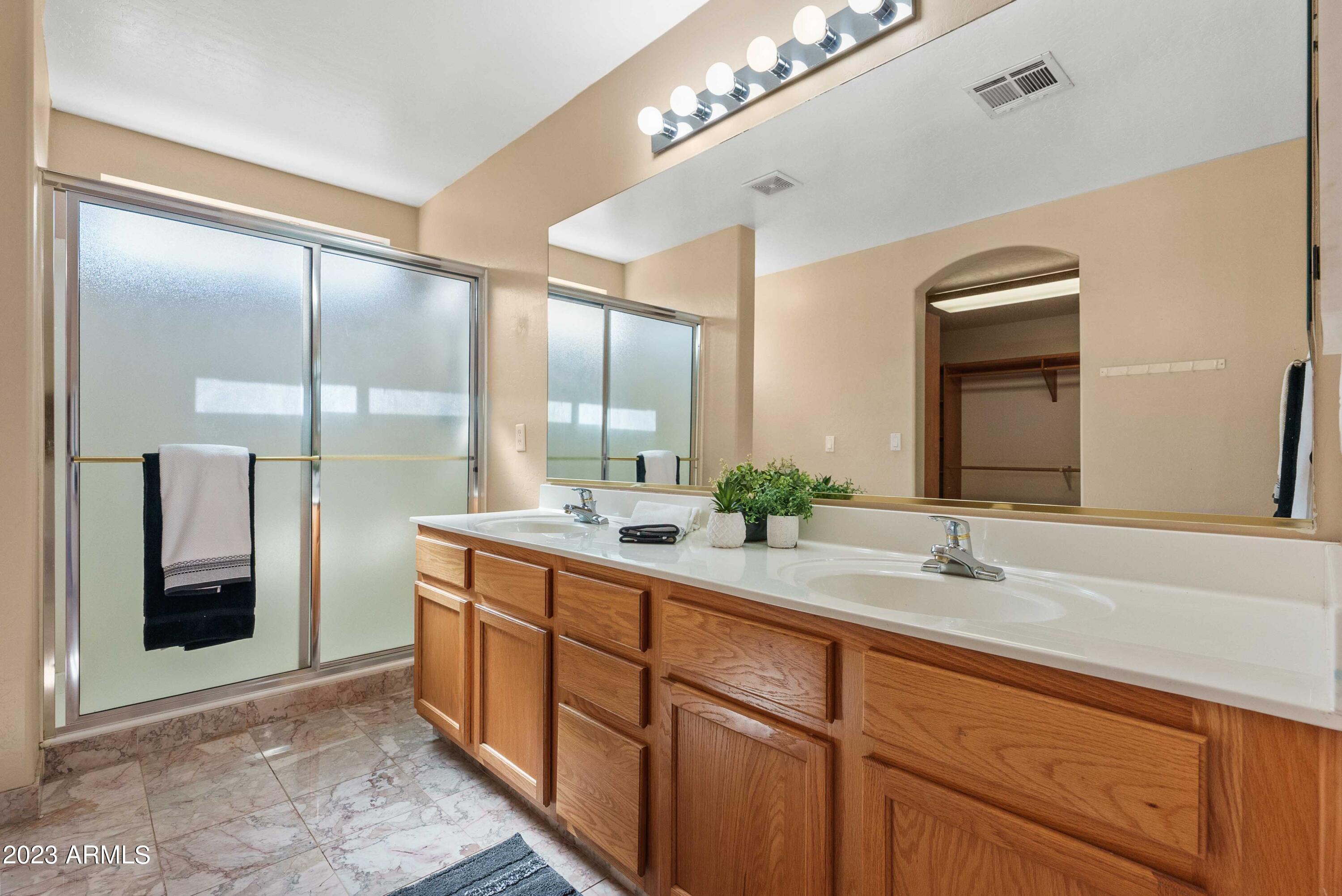 3566 E Sebastian Lane