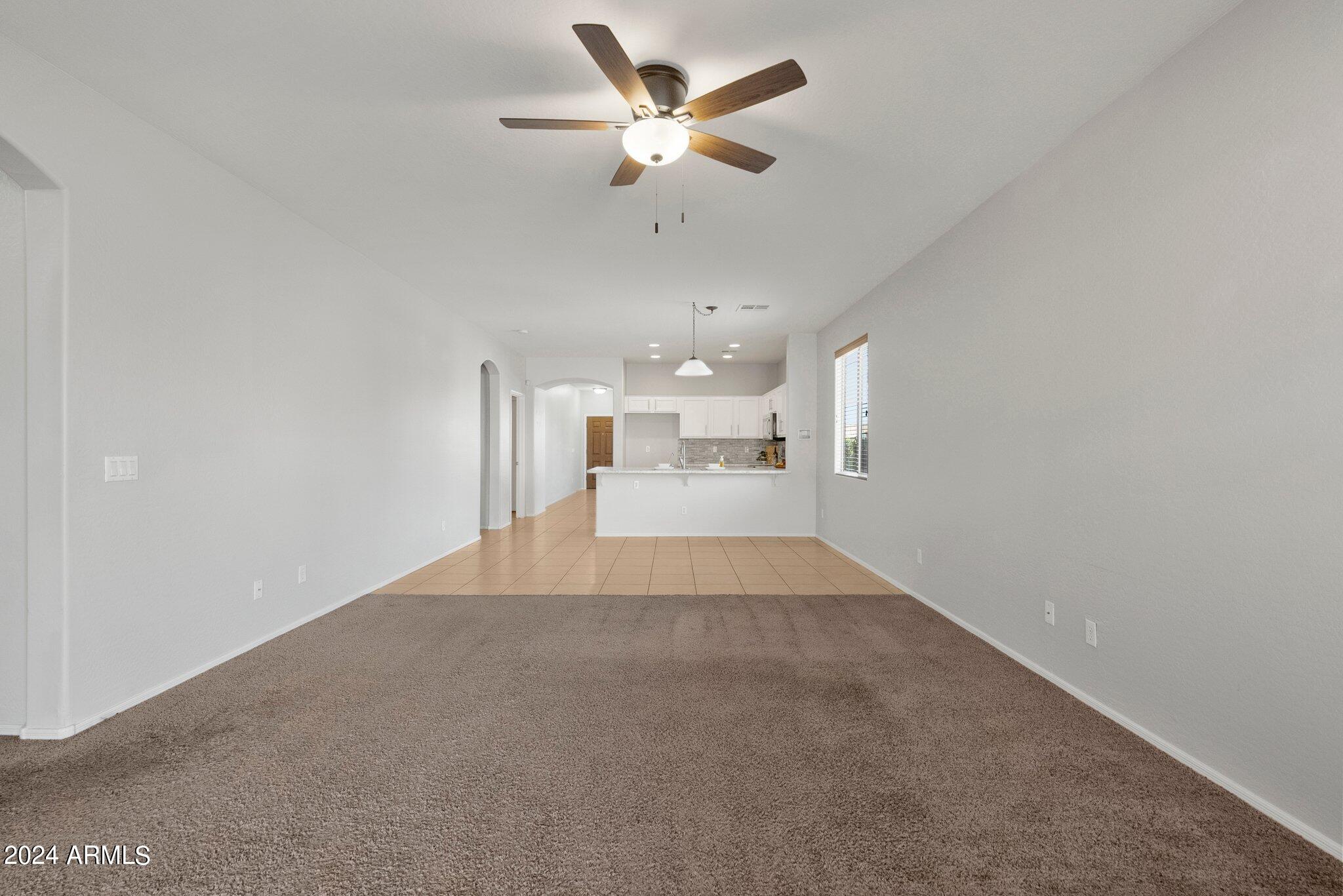 44242 W GRIFFIS Drive