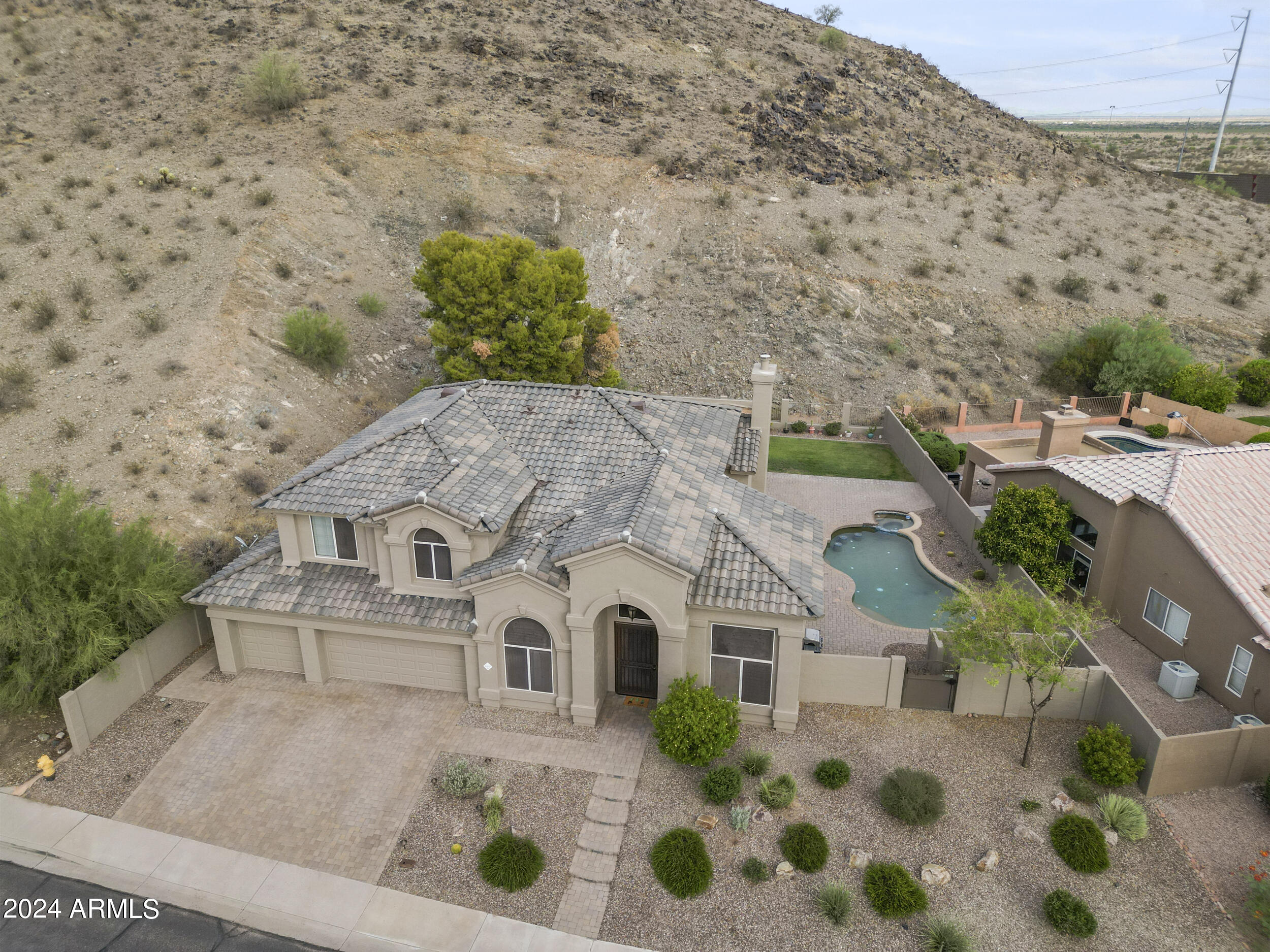 16837 S 18TH Way
