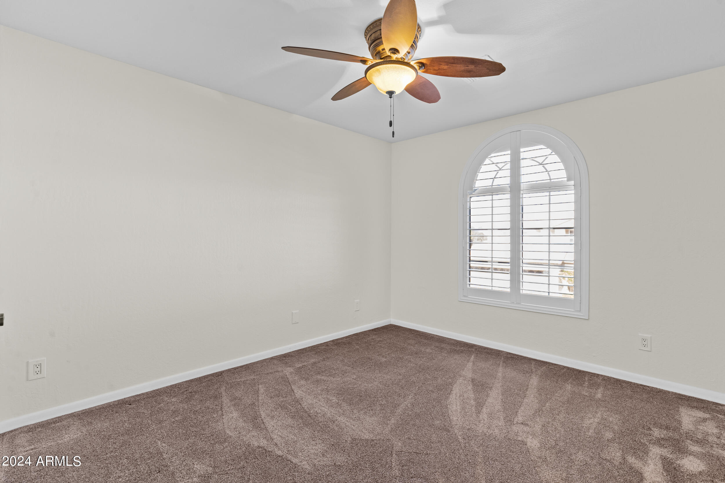 16837 S 18TH Way