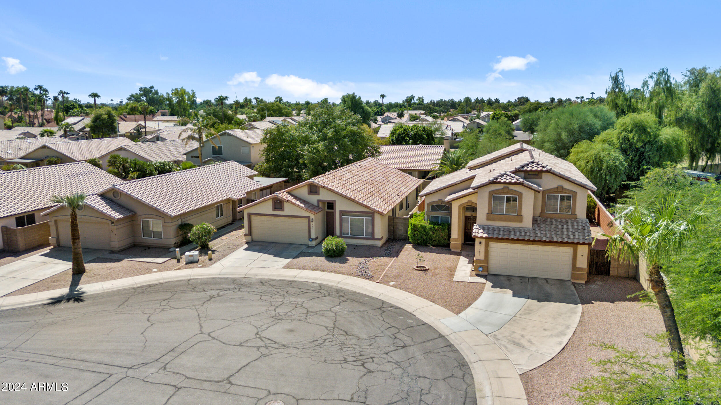 4833 W Dublin Court