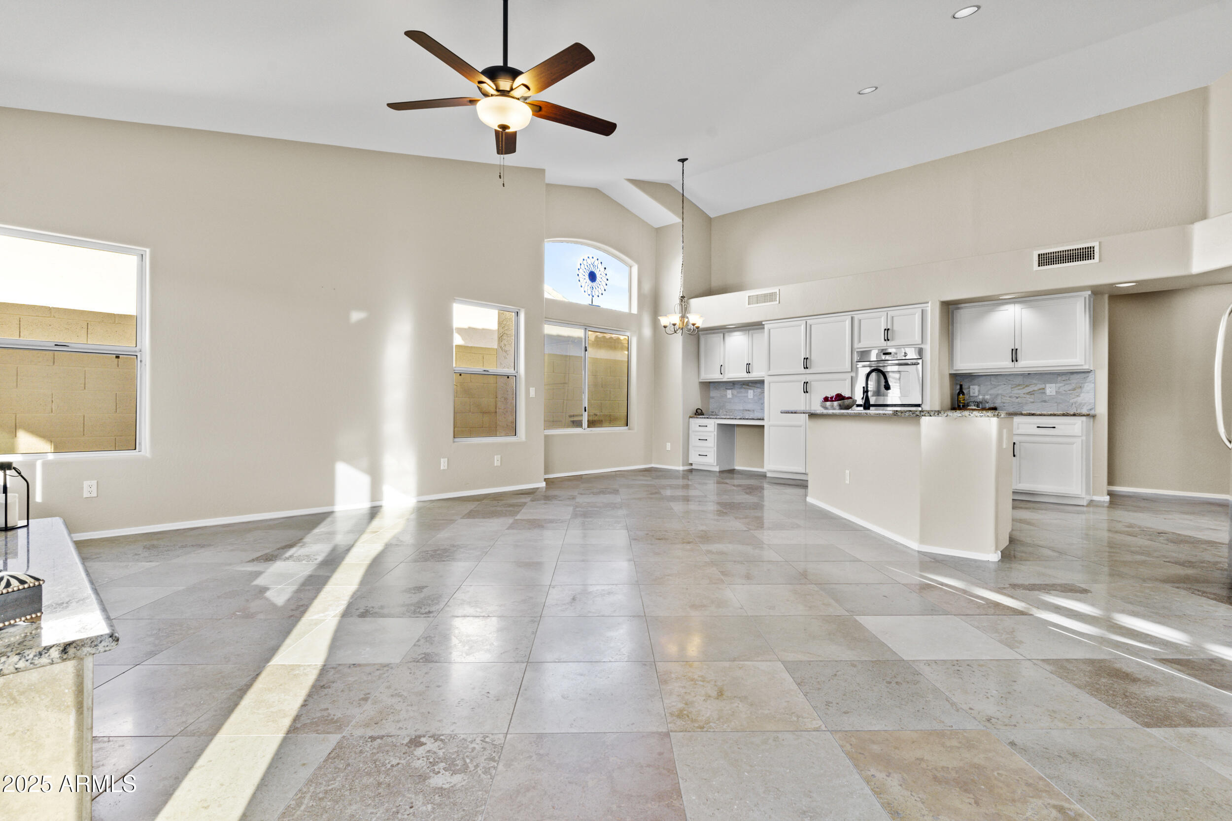16686 S 18TH Way