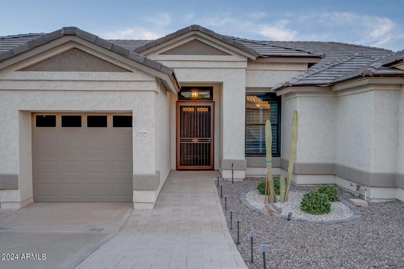 16686 S 18TH Way