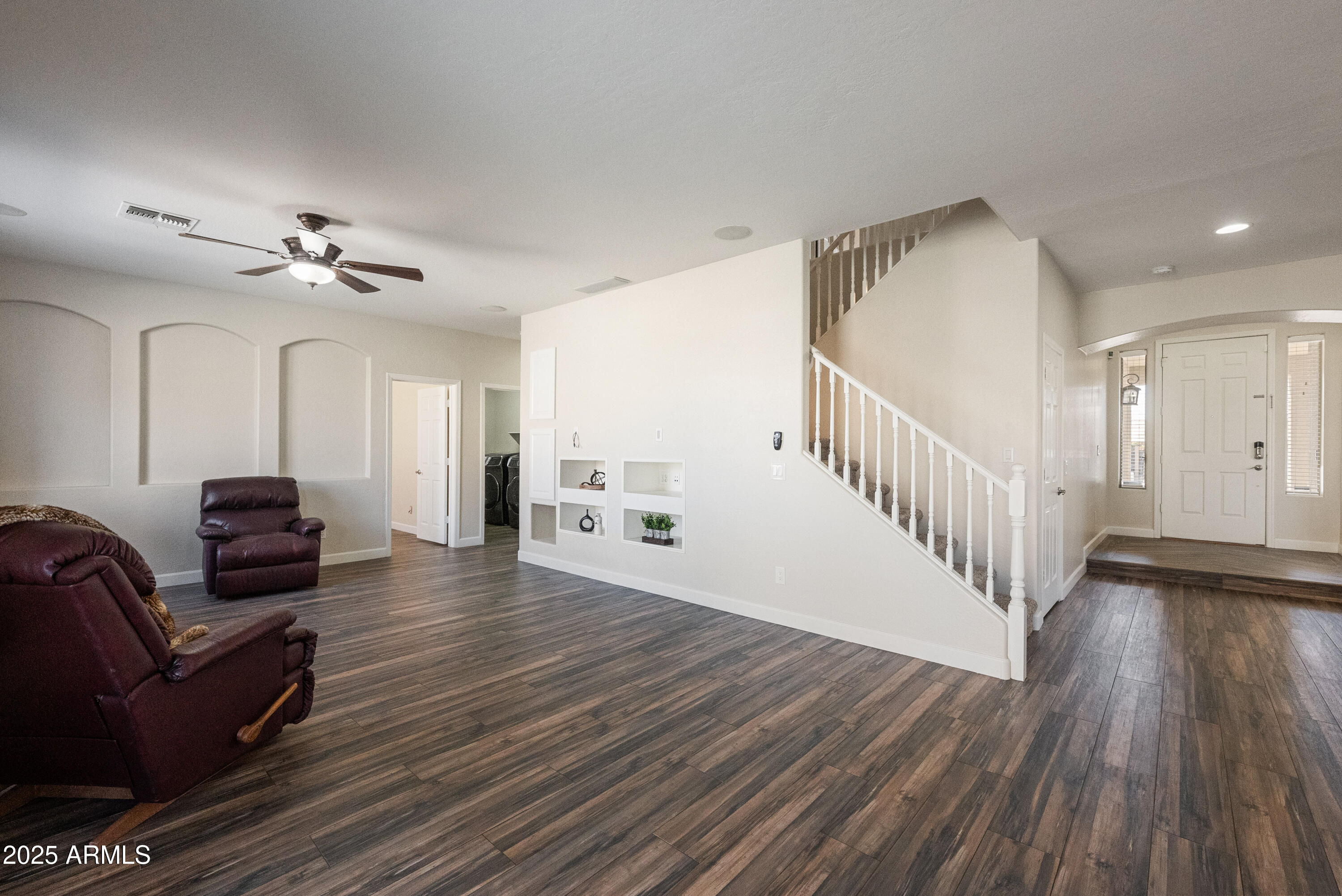 1278 E GEONA Court