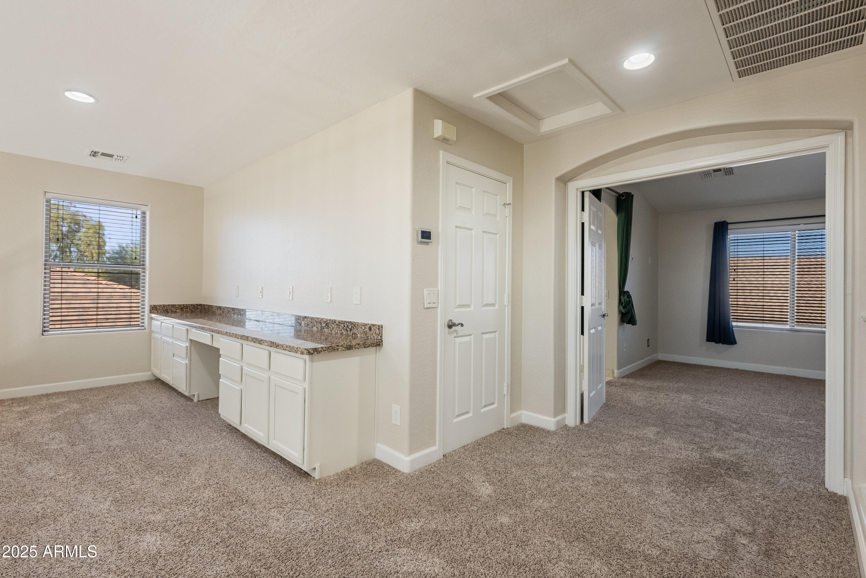 1278 E GEONA Court