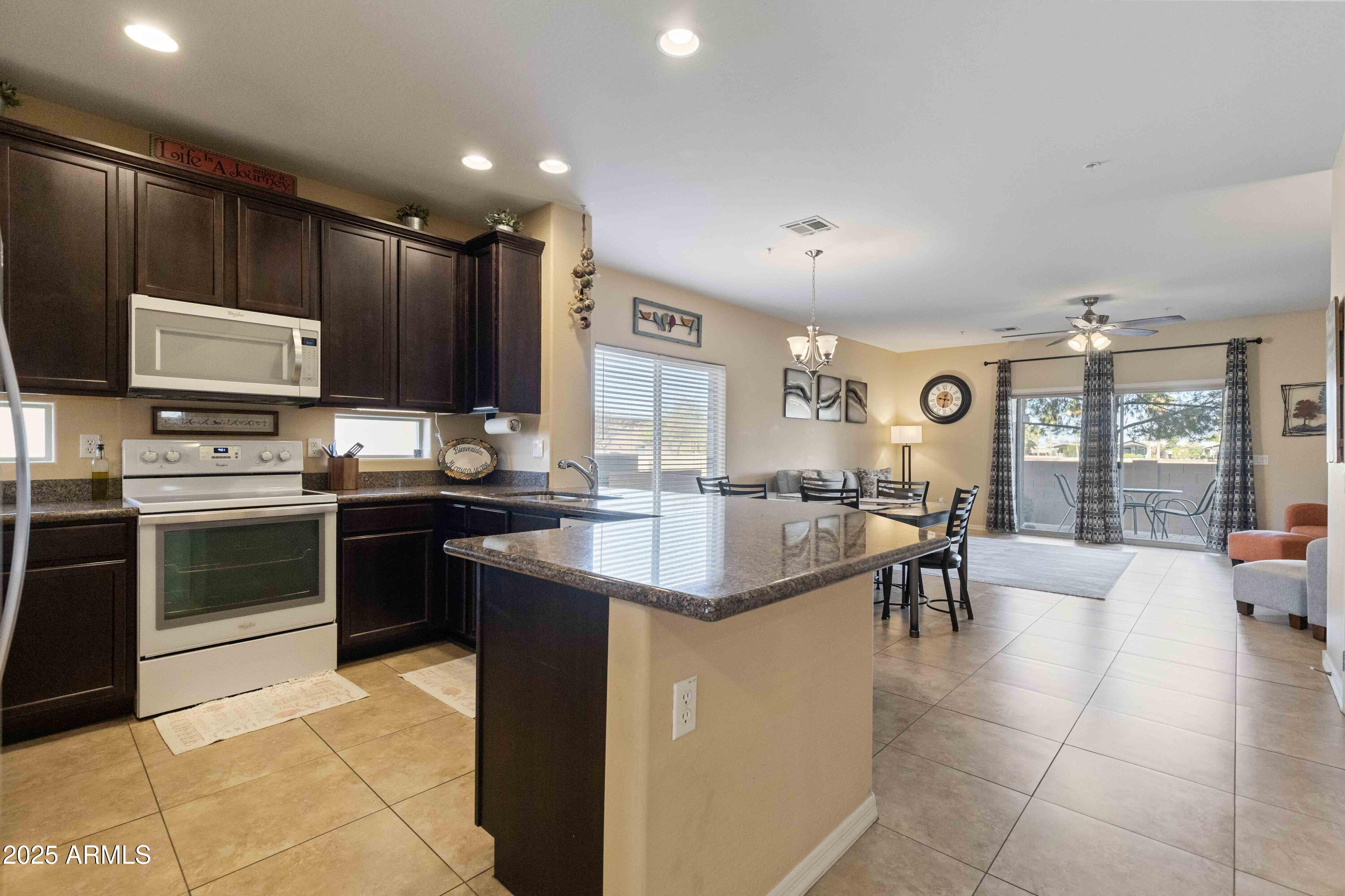 7726 E BASELINE Road, 156