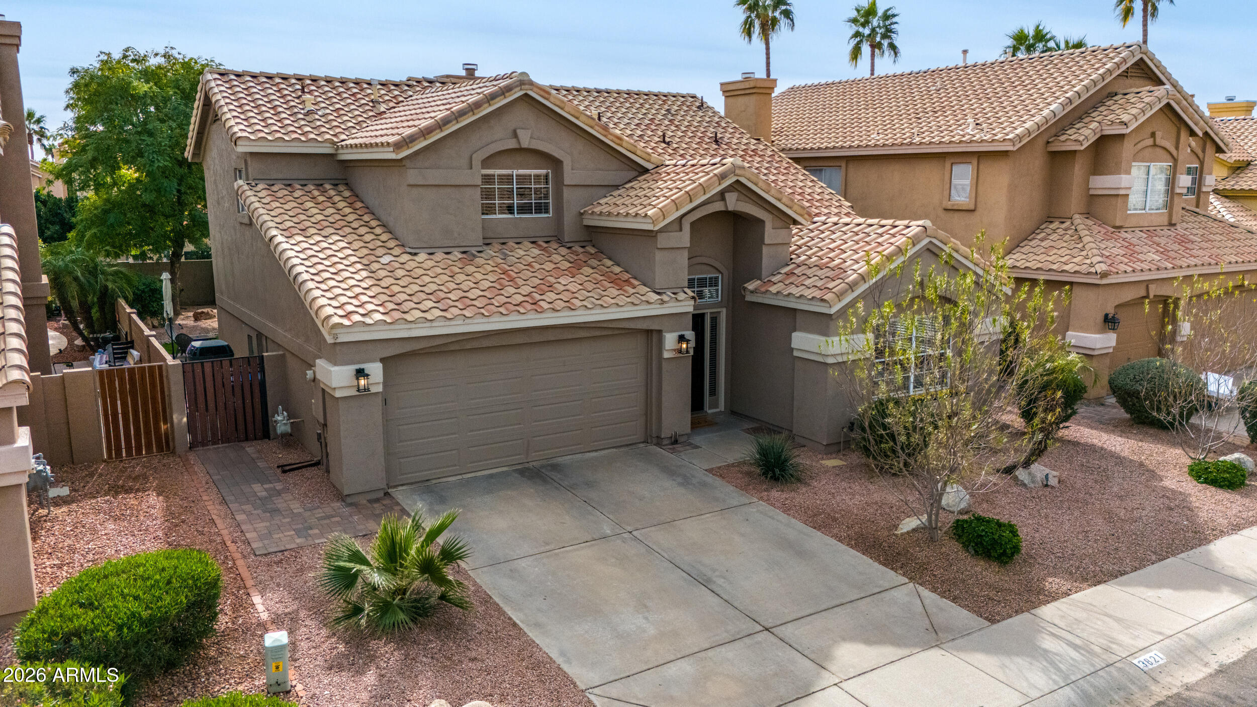 3821 E TANGLEWOOD Drive