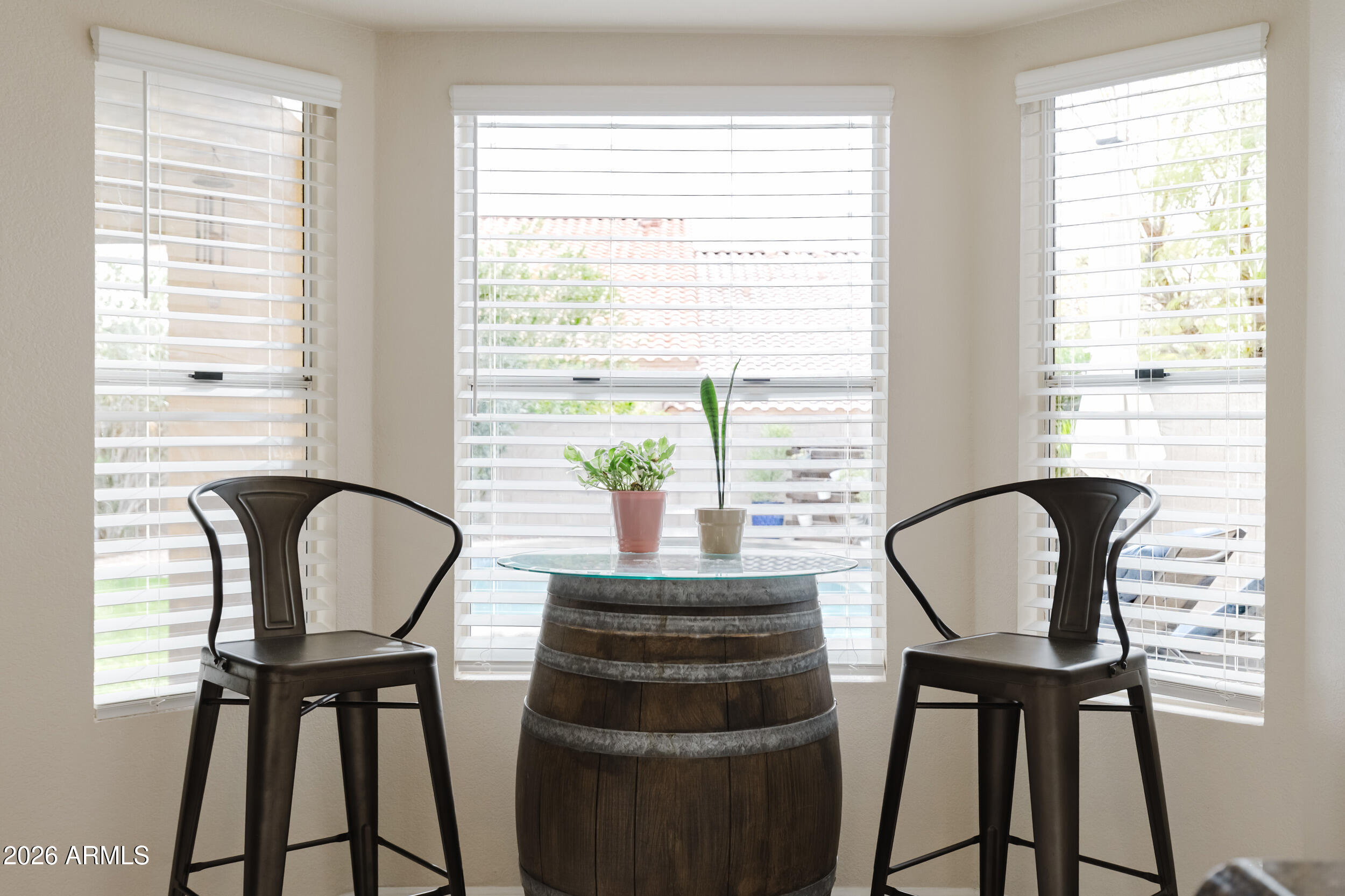 3821 E TANGLEWOOD Drive