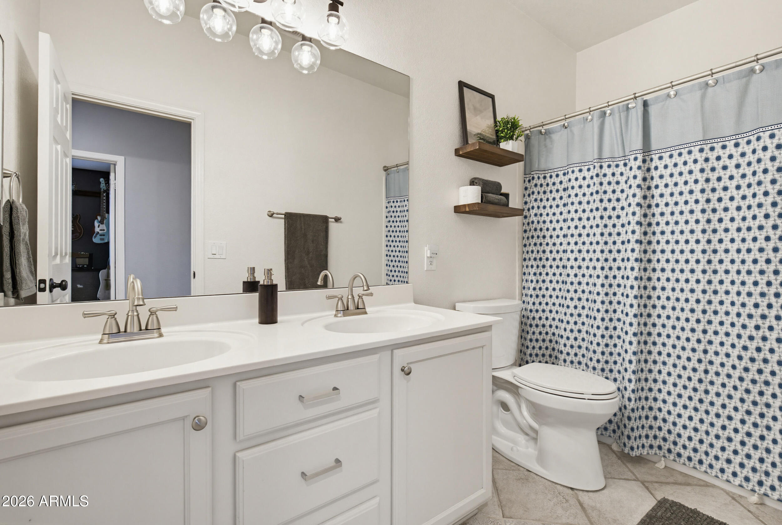 3302 E Javelina Avenue