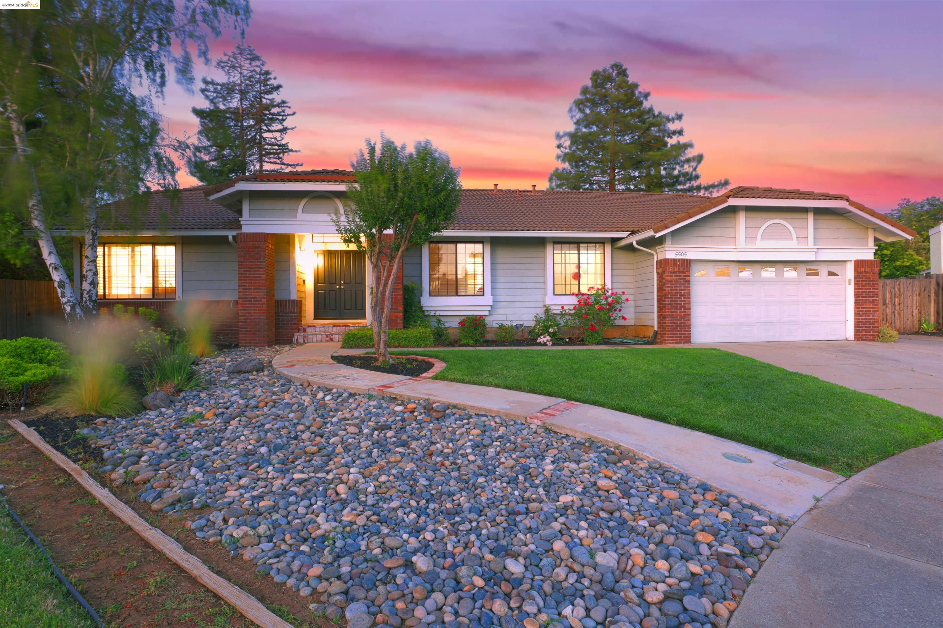 5505 Sun Cloud Ct
