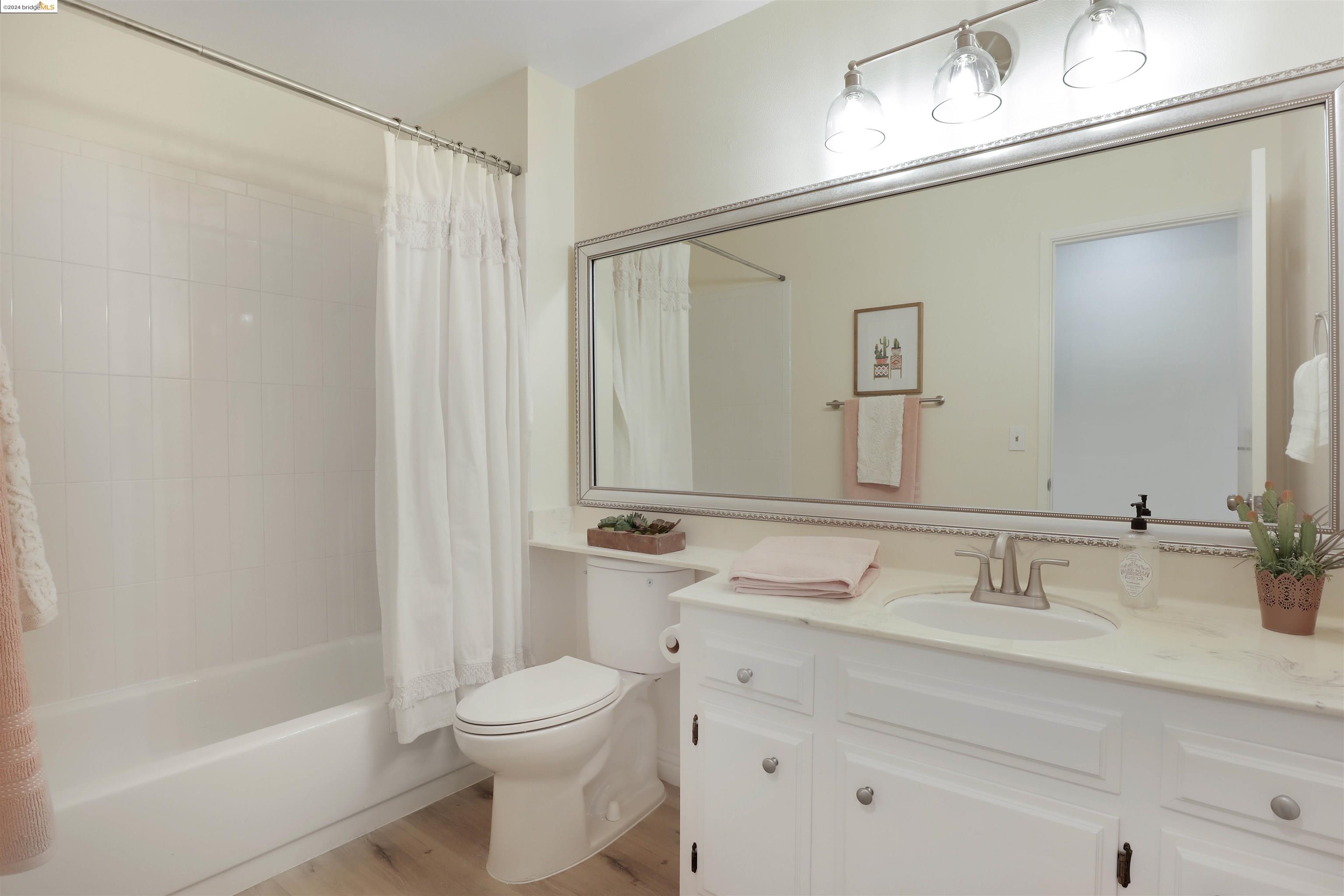 5505 Sun Cloud Ct