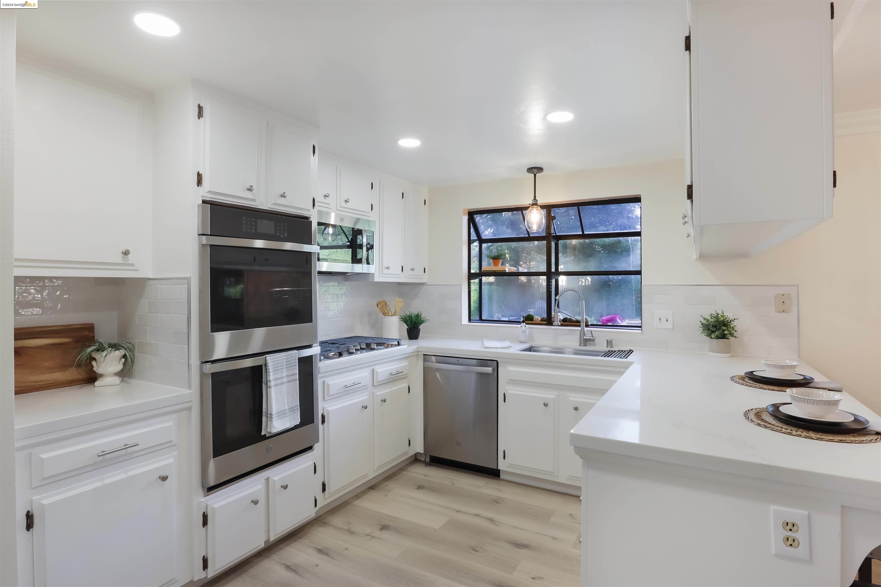 5505 Sun Cloud Ct
