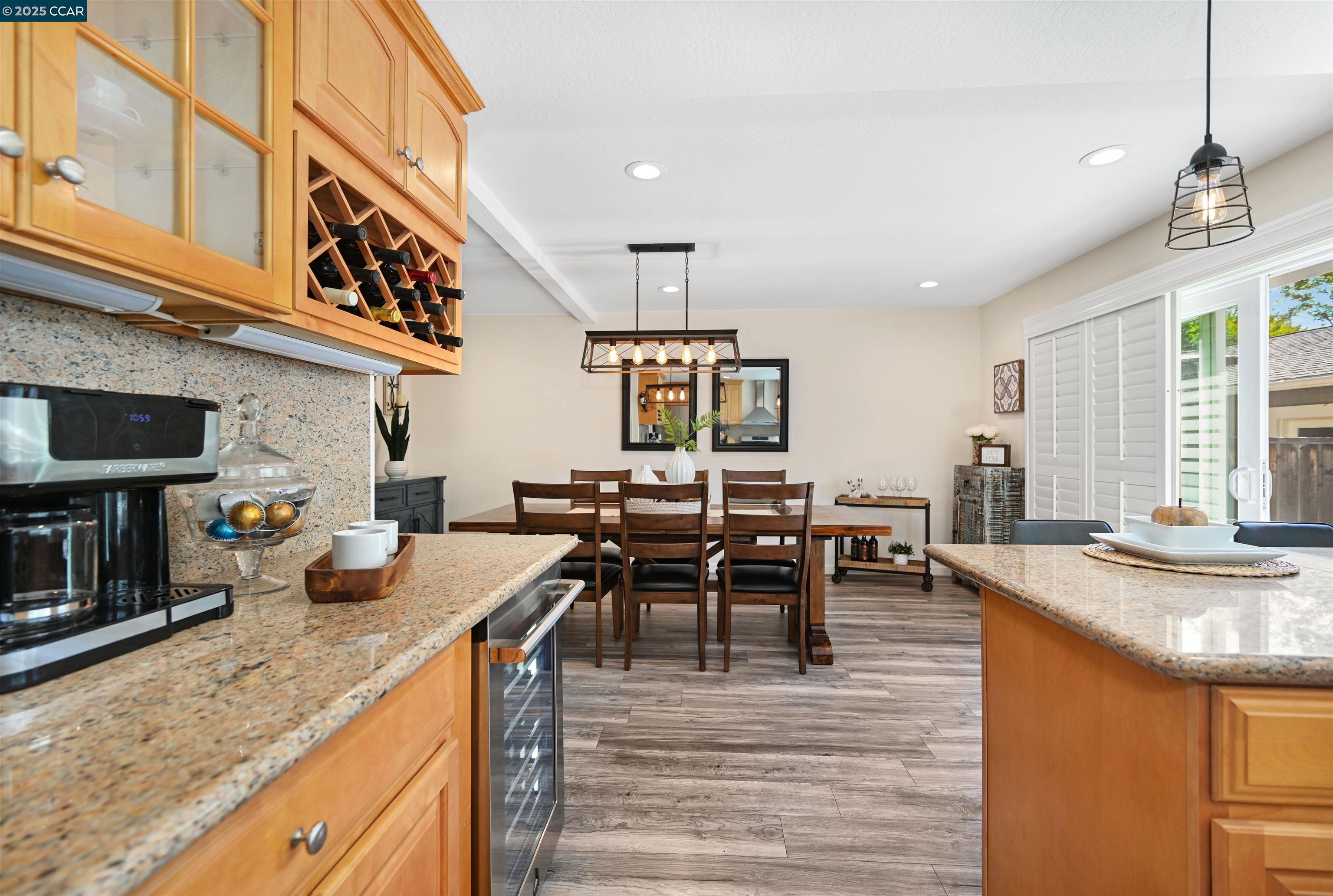1452 Greenlawn Dr