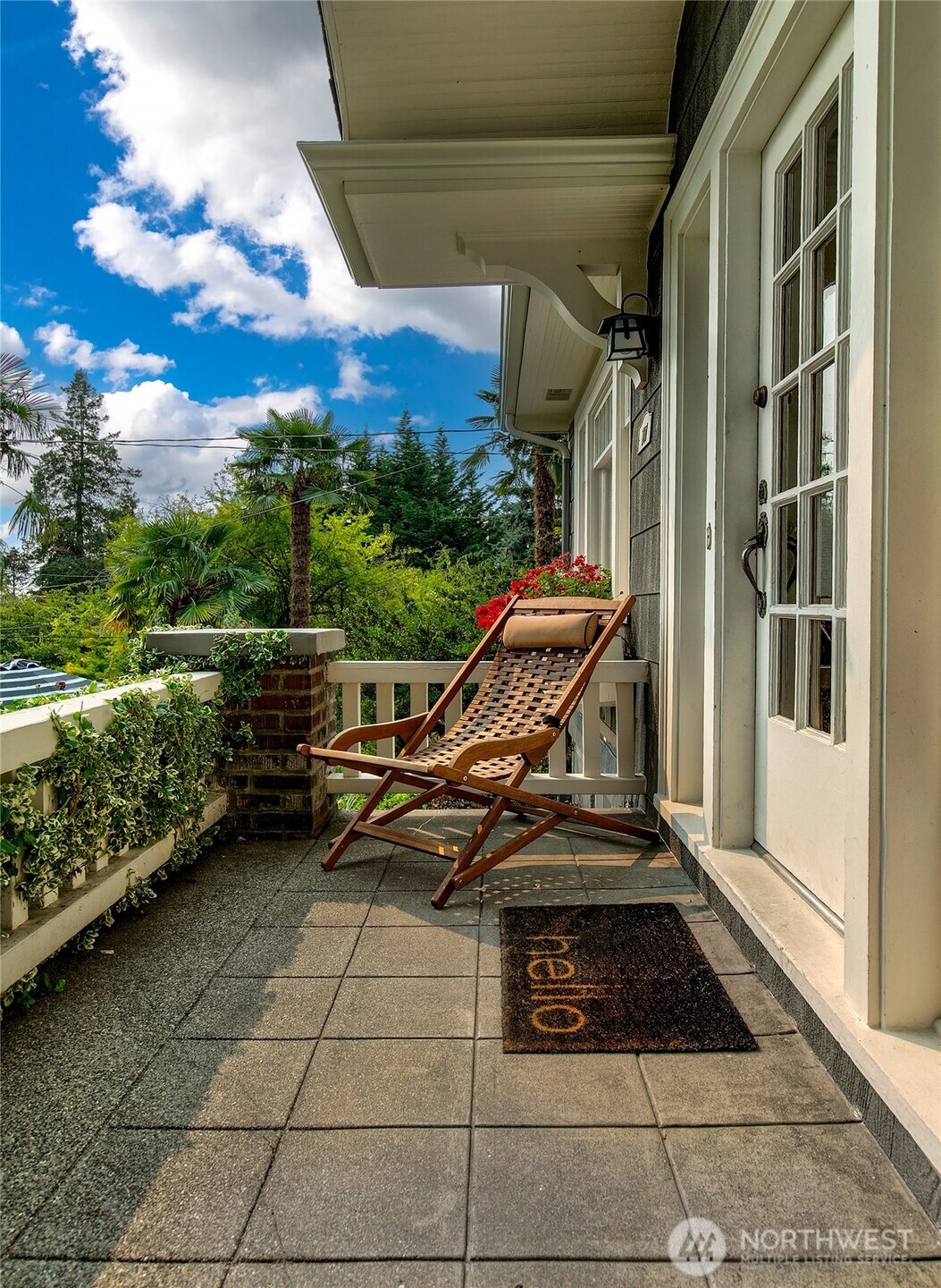 707 Lake Washington Boulevard S