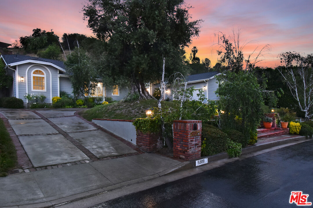 5209 Melvin Ave