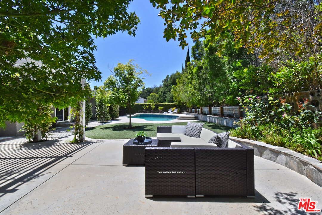 5209 Melvin Ave