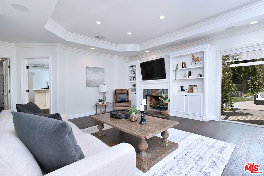 5209 Melvin Ave