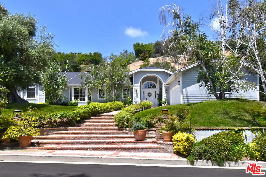 5209 Melvin Ave