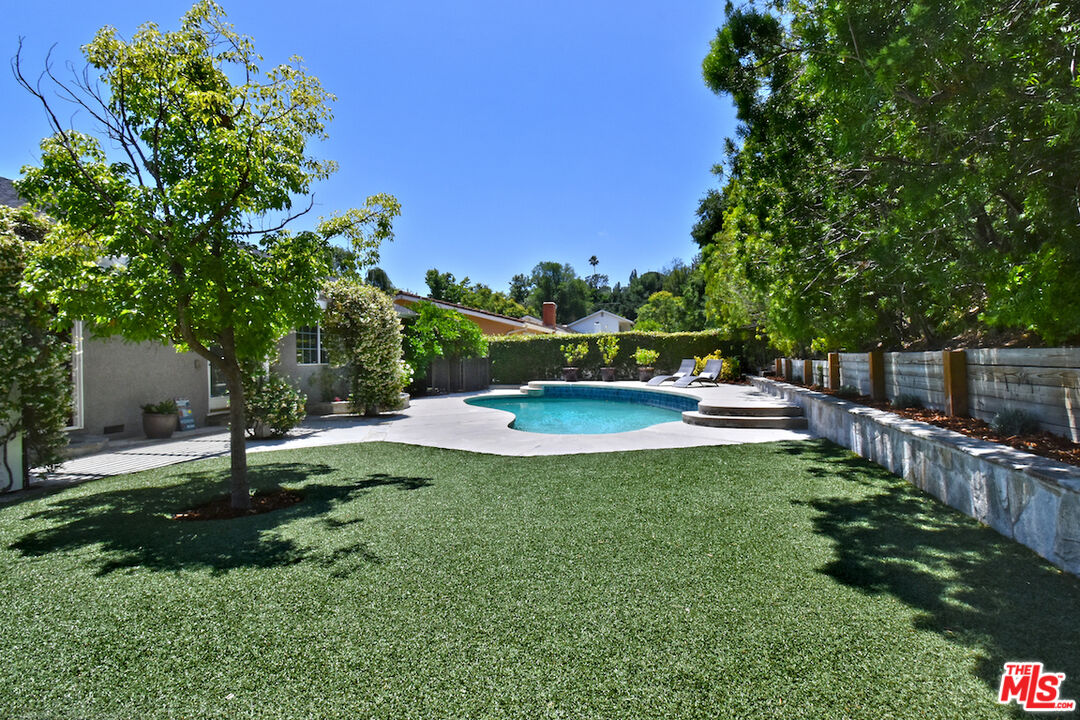 5209 Melvin Ave