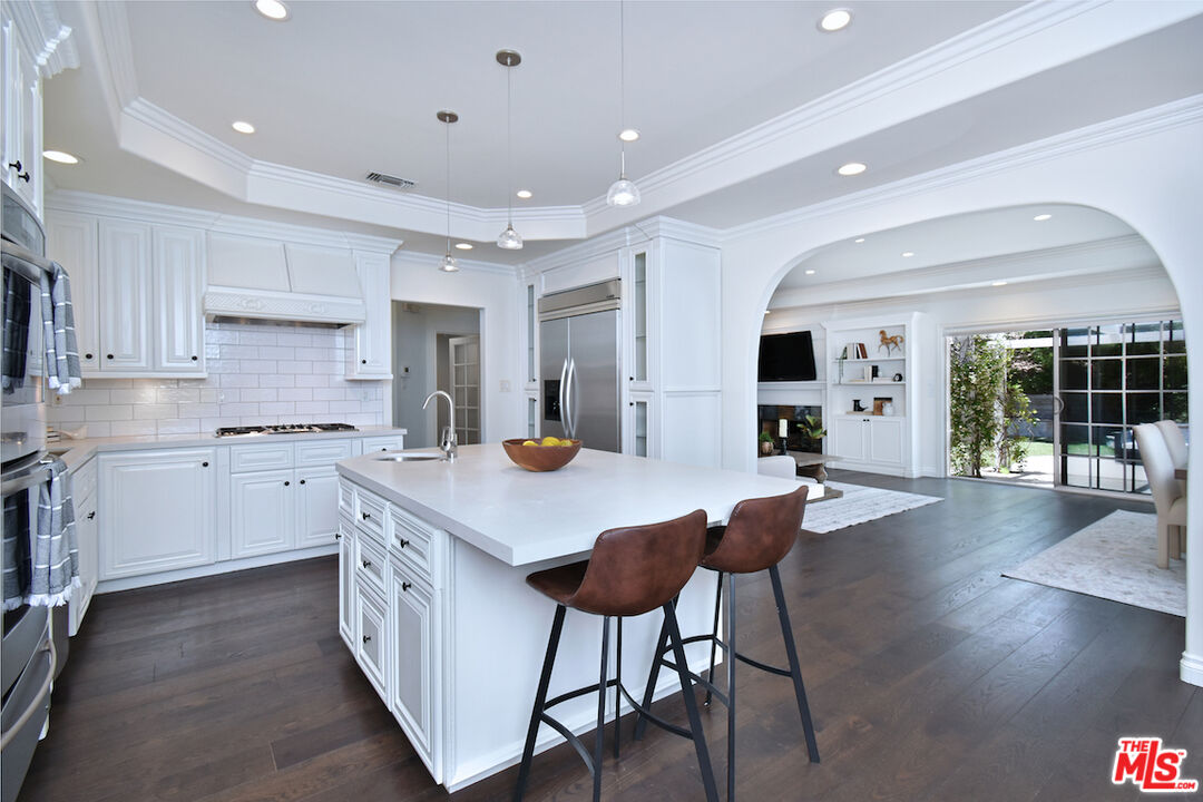 5209 Melvin Ave