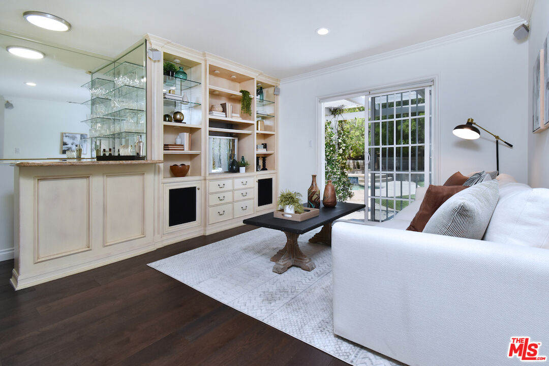 5209 Melvin Ave