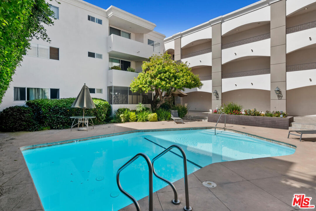 4637 Willis Ave Unit: 203