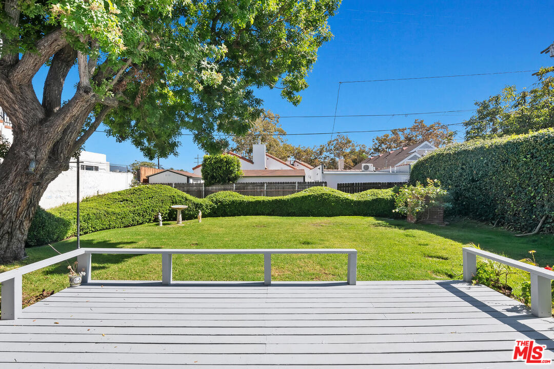 4432 Talofa Ave