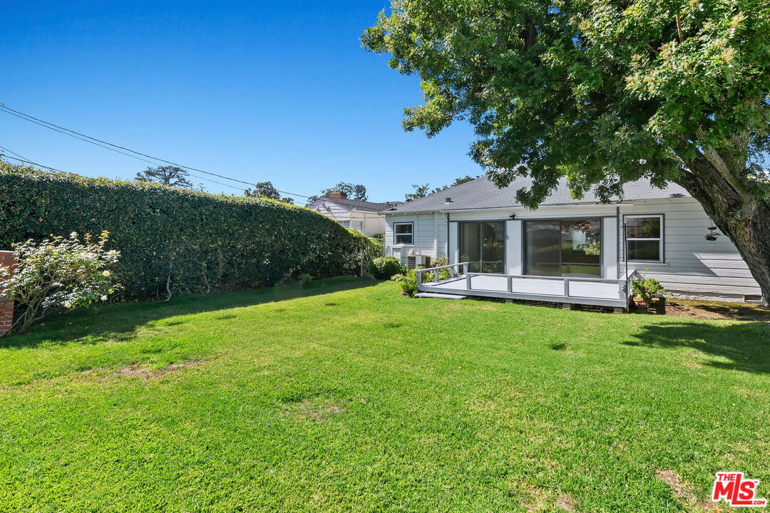 4432 Talofa Ave