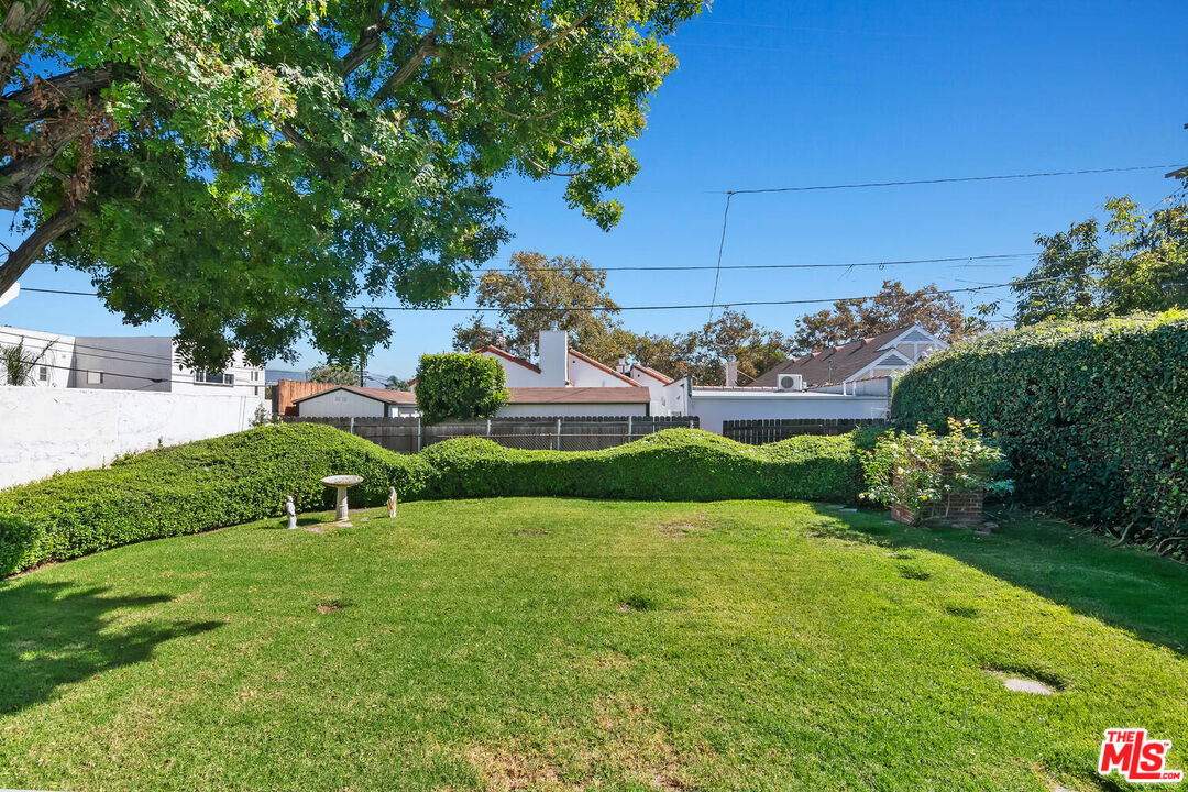 4432 Talofa Ave