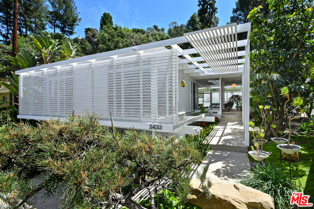 3433 Shernoll Pl