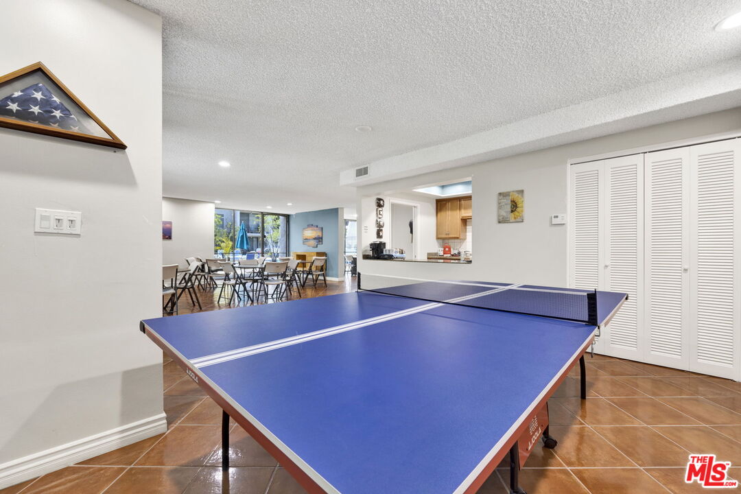 1401 Valley View Rd Unit: 126