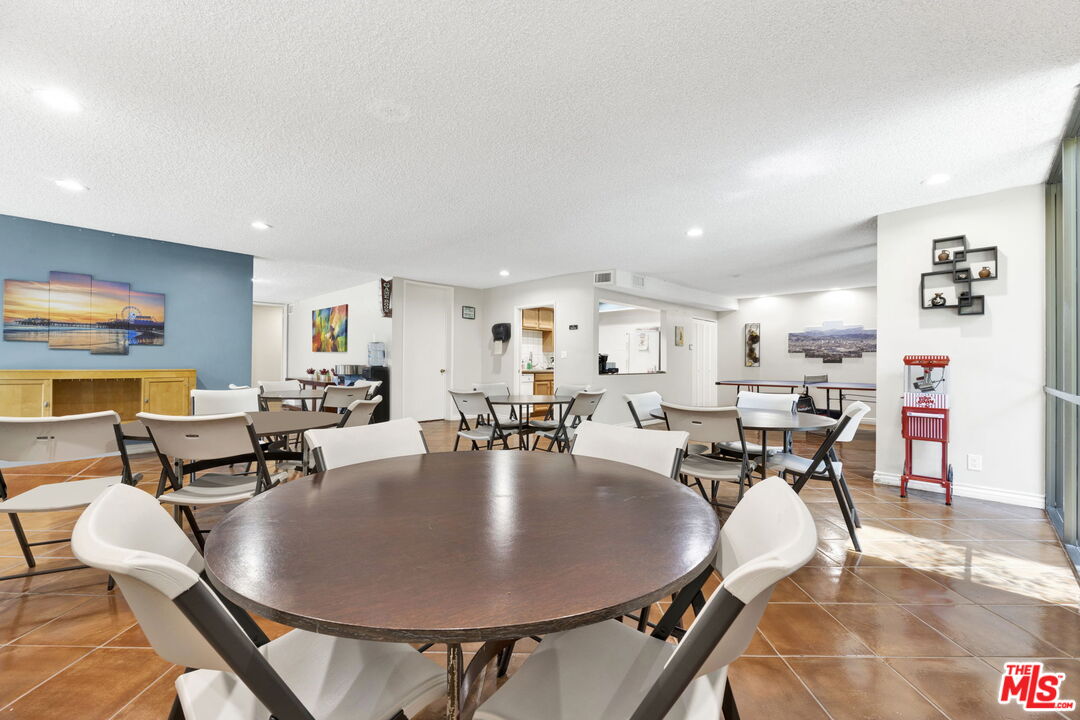 1401 Valley View Rd Unit: 126