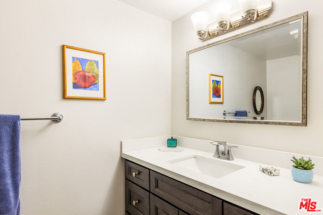 1401 Valley View Rd Unit: 126