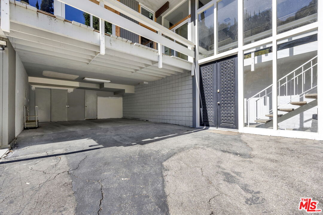 3905 Pacheco Dr