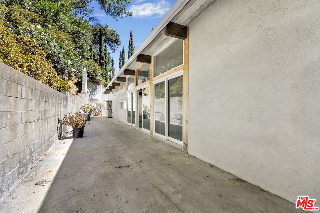 3905 Pacheco Dr