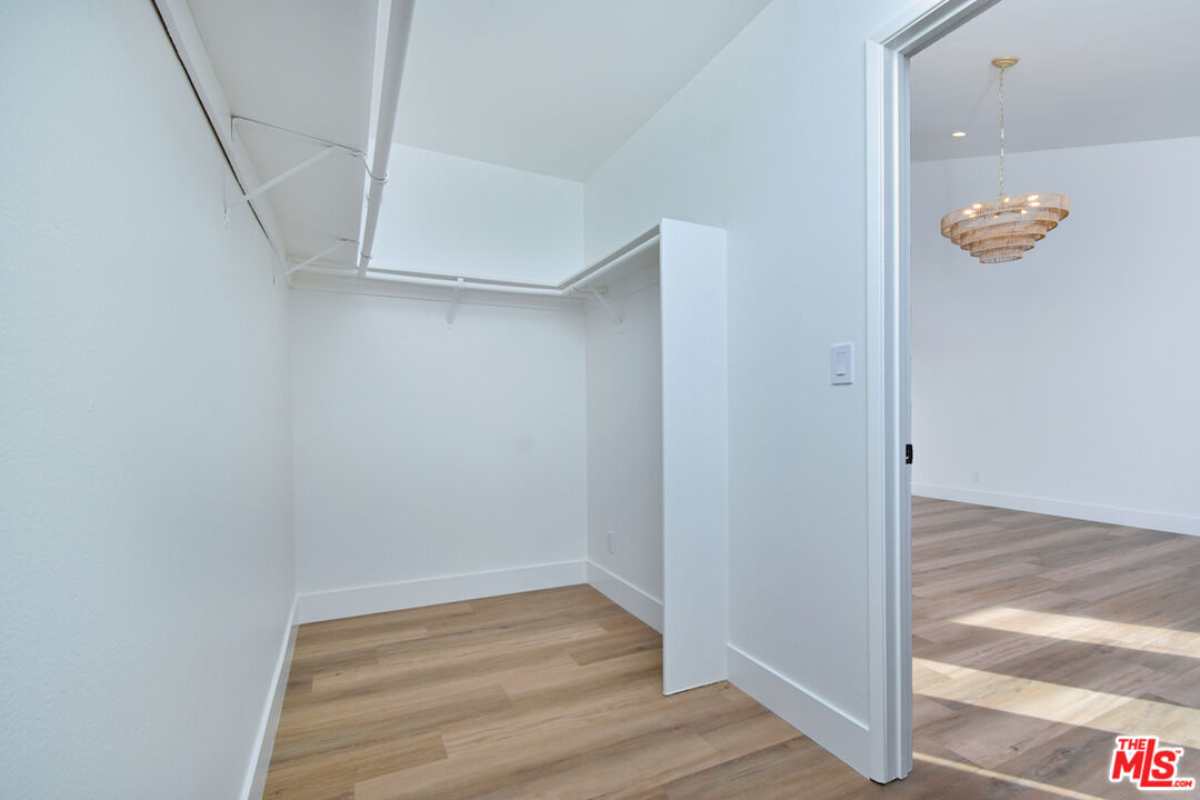 4543 Coldwater Canyon Ave Unit: 5