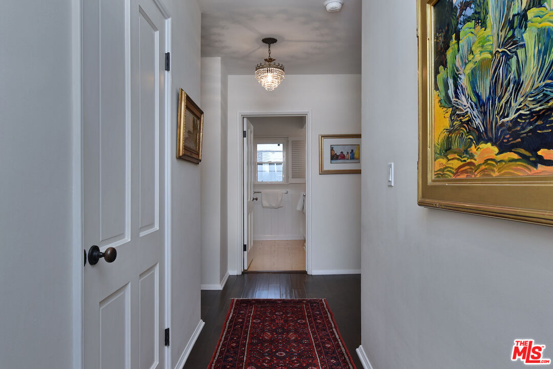 3853 Stone Canyon Ave