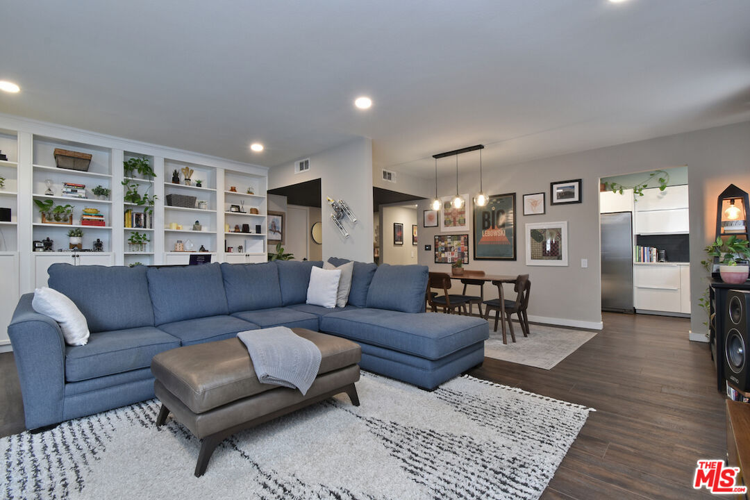 4630 Willis Ave Unit: 110