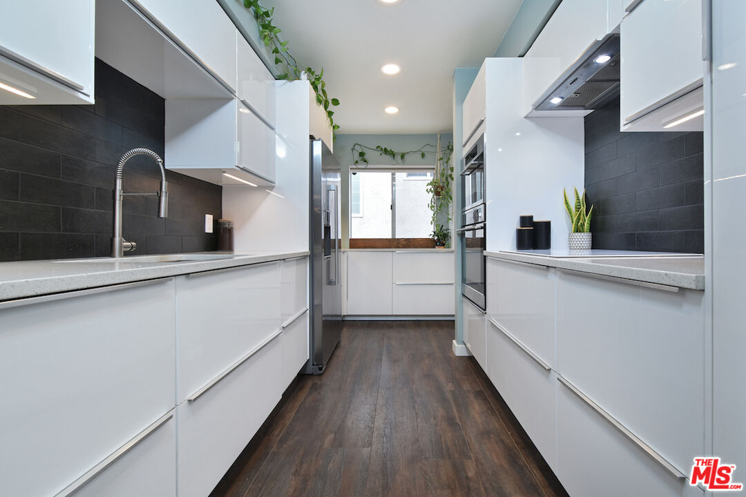 4630 Willis Ave Unit: 110