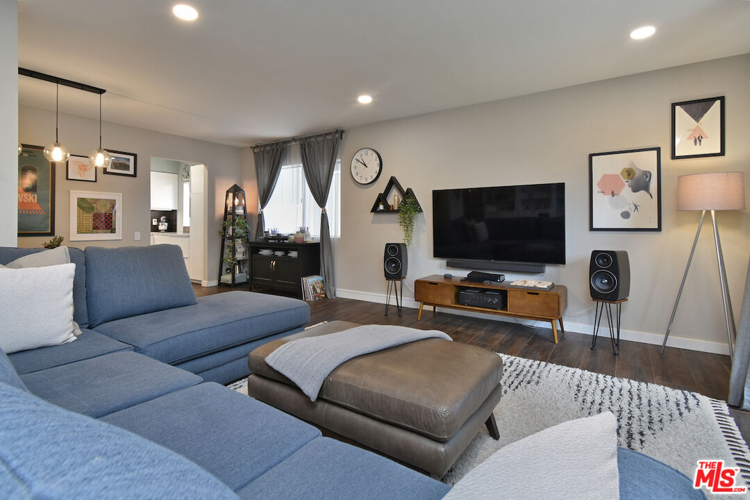 4630 Willis Ave Unit: 110