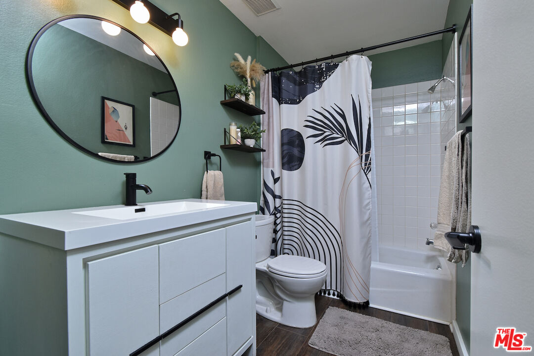 4630 Willis Ave Unit: 110